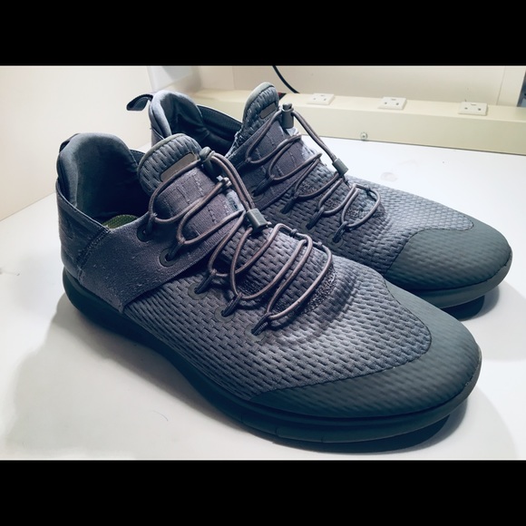 Nike Free Run Slip On - Picture 2 of 3